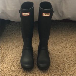 Hunter Navy/Black Ribbed Leg Rain Boots